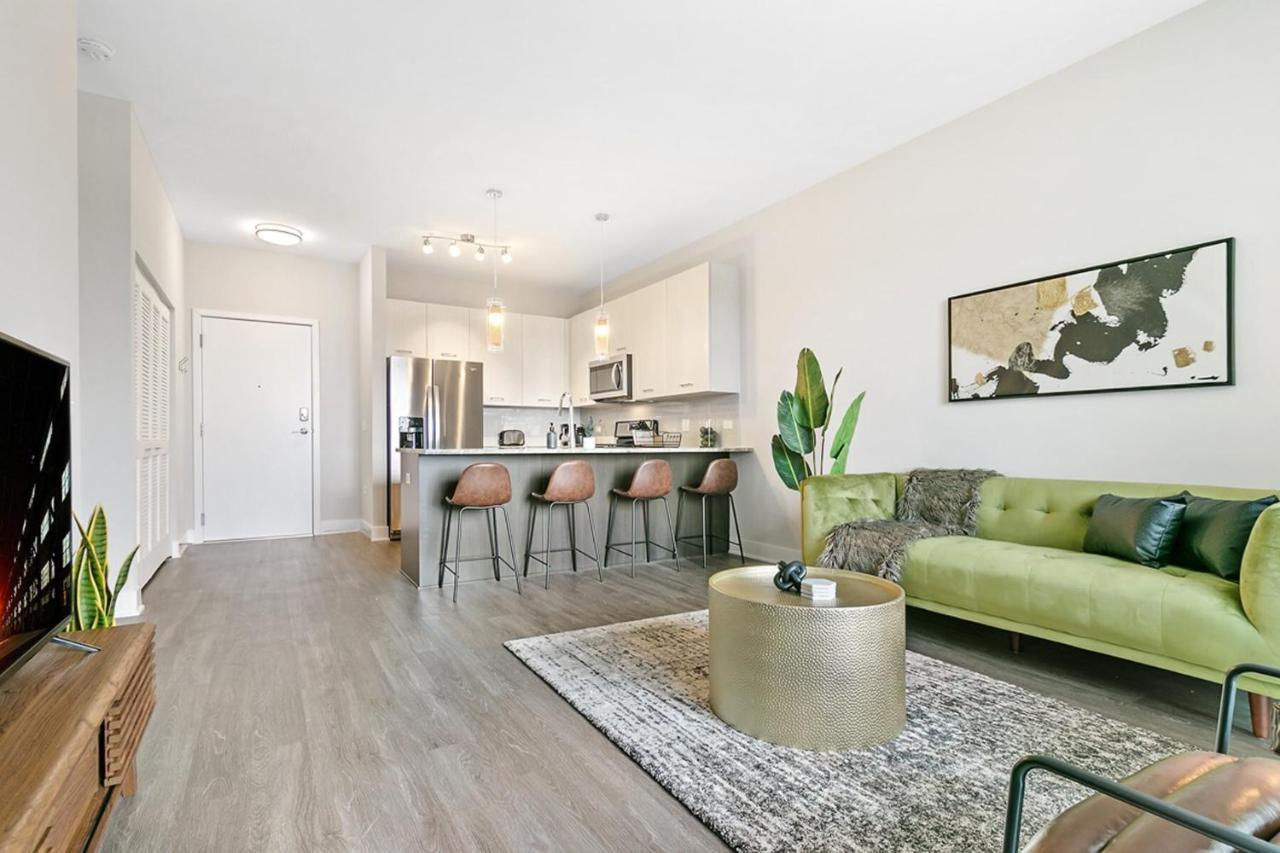 Bright & Comfortable Oakbrook 2Br Apt Free Parking - Ob 1 Apartment Oakbrook Terrace Exterior photo
